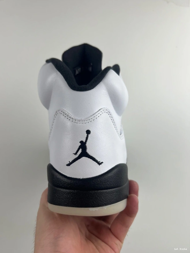 1st Kicks BLACK' AIR JORDAN DD0587-110 5 RETRO 'WHITE 0721